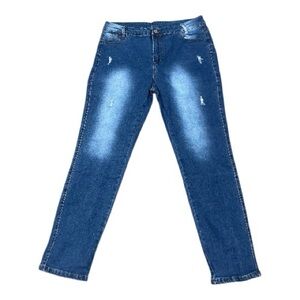 Jeans Brand - NWT - Classic Women's Blue Distressed Jeans